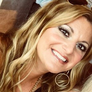 Meet your Posher, Lindsay